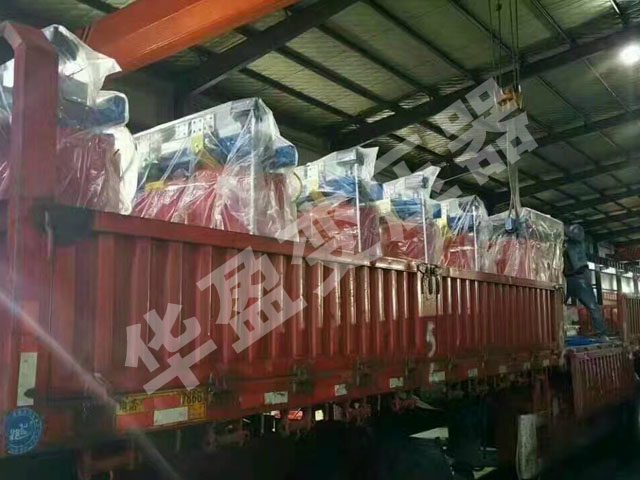 抚顺干式变压器发货现场